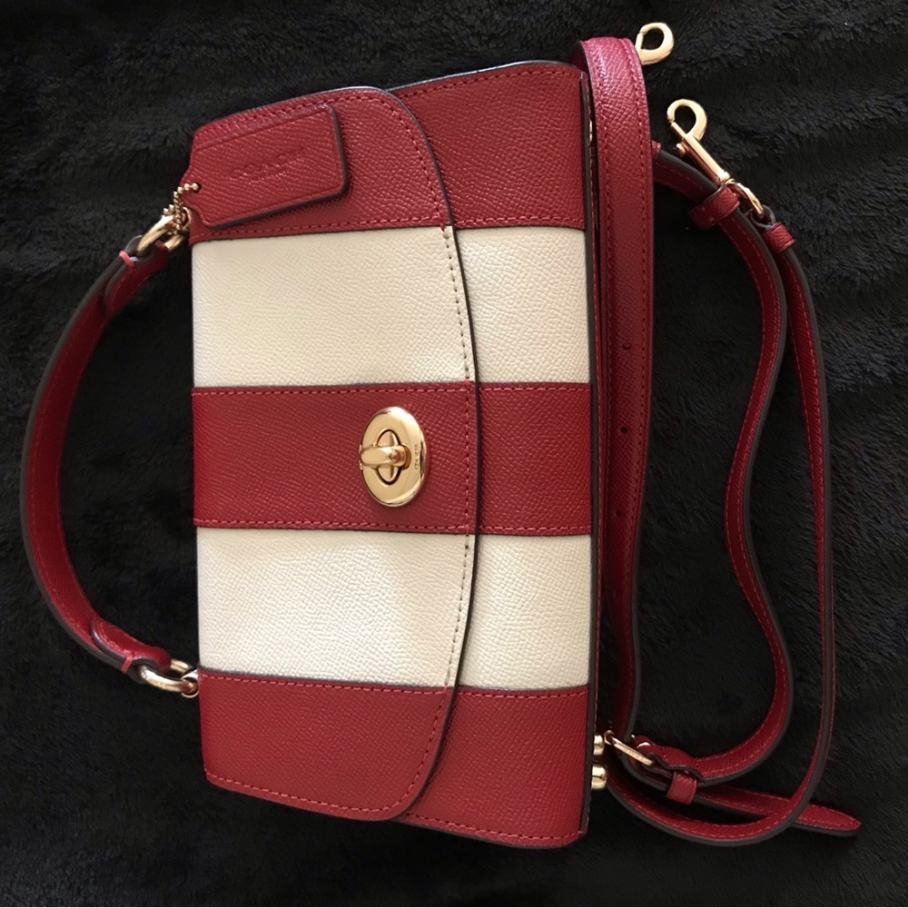 Authentic Coach Leather Piecing Tilly 23